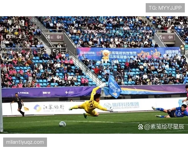 裁判举手示意间接任意球，到底代表什么意思？